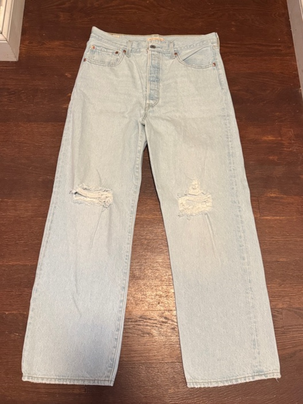 Levi's Light Wash Ribcage Straight Ankle Jeans